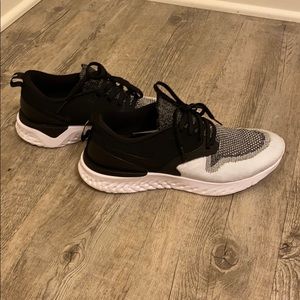 Nike Odyssey React Sneakers